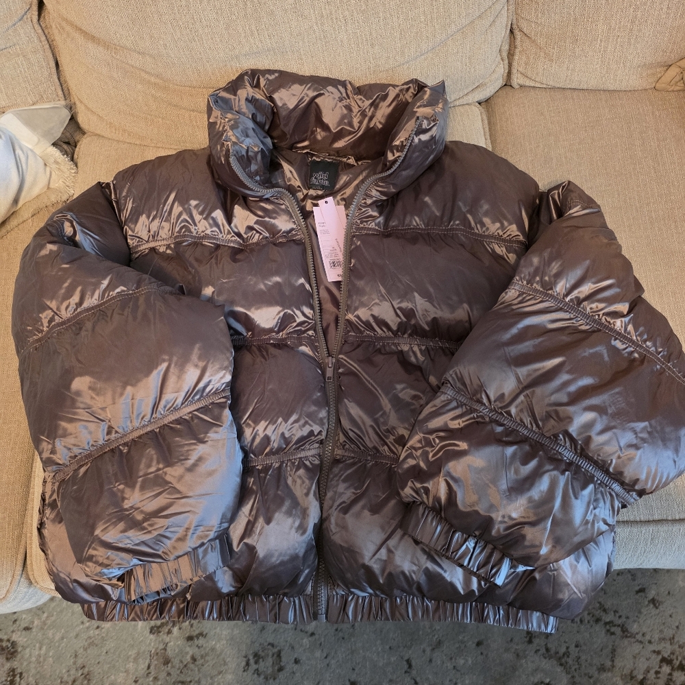 Women's Metallic Brown Puffer Jacket. New With Tags. Size Large
